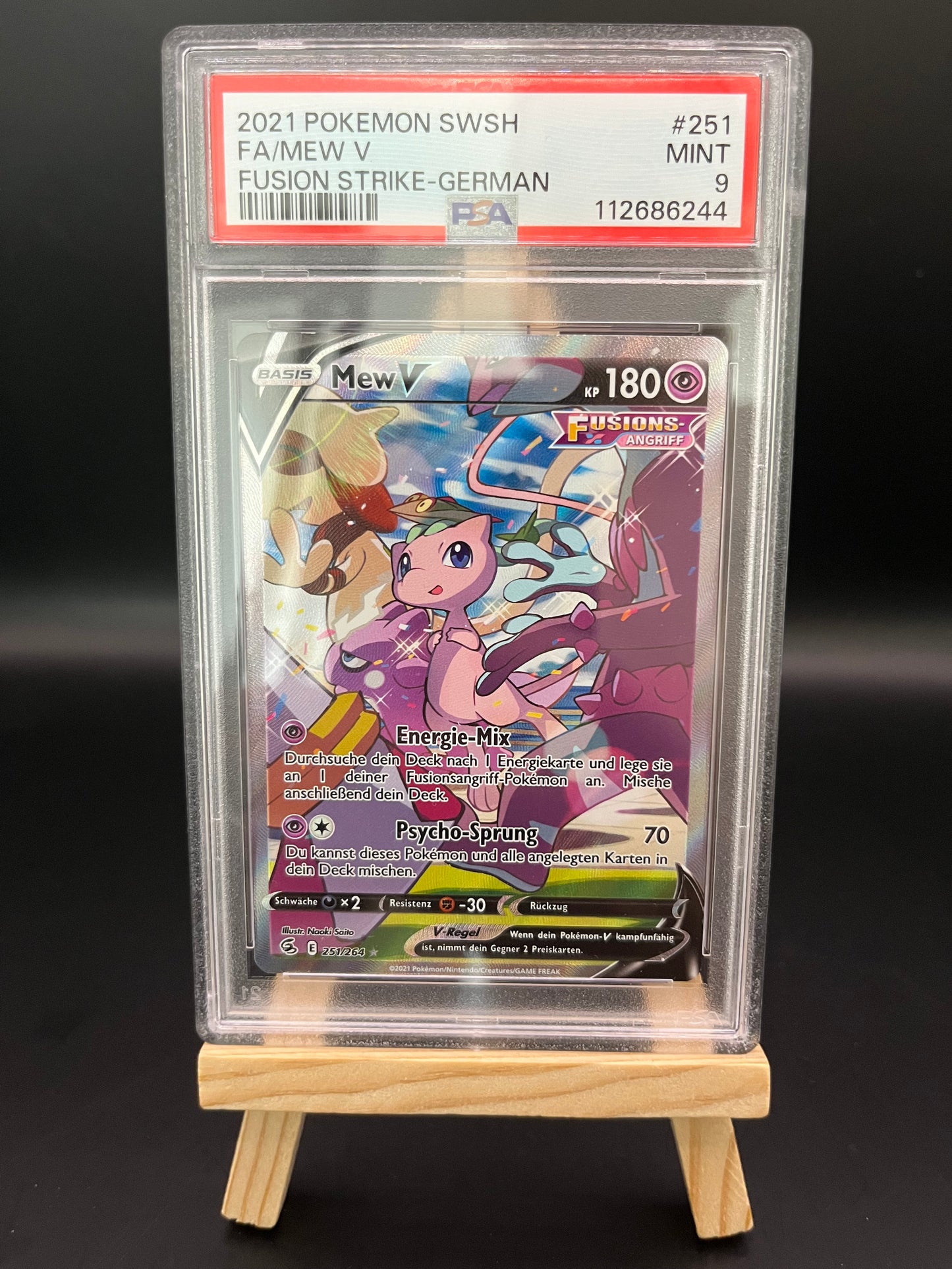 Pokemon Karte Mew V (FST 251) PSA 9 - Fusionsangriff - Deutsch